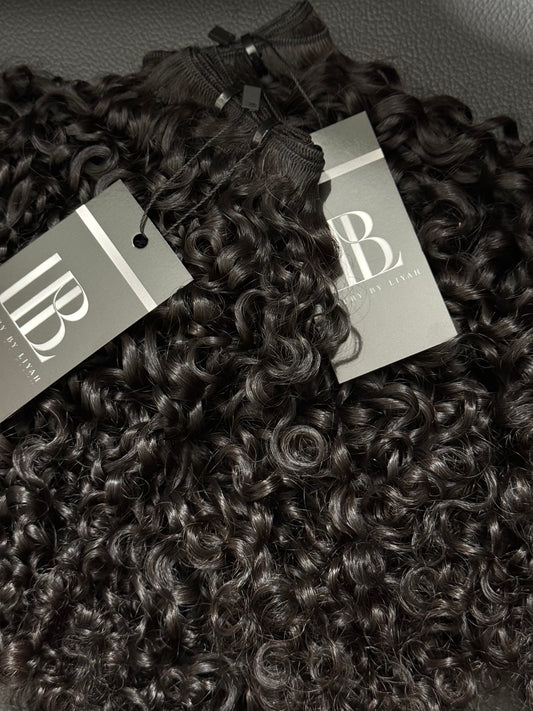 KINKY CURLS
